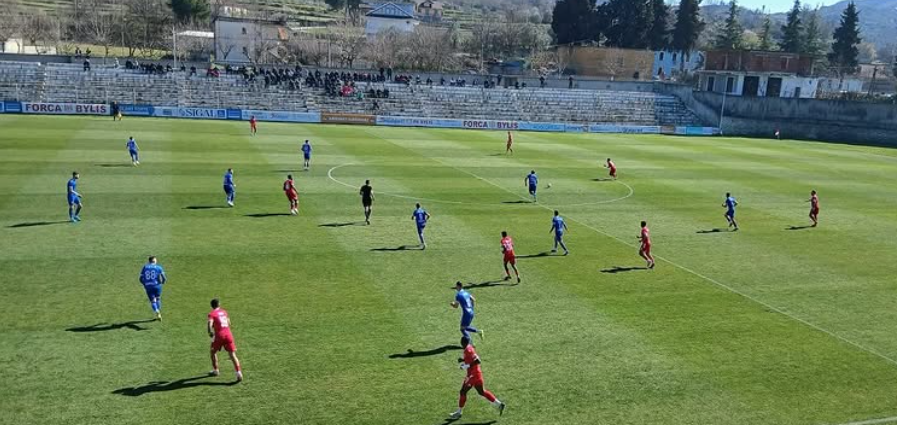 Superliga, Bylsi edhe një hap drejt mbijetesës