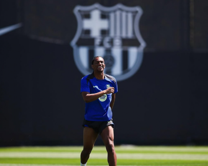 Barcelona përgatitet për El Clasico, tre lojtarë