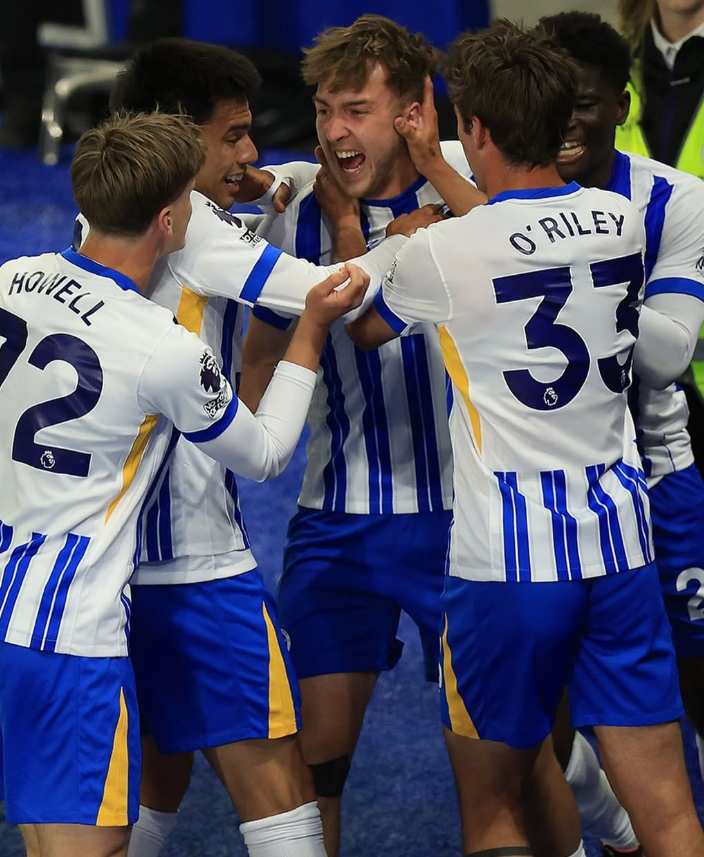 Brighton arrin të mposhtë Liverpool, pesë gola të shënuar