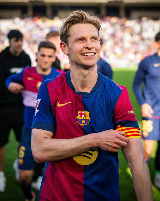 De Jong, jashtë barcelonës në sezonin e ardhshëm
