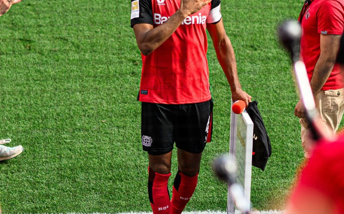Jonathan Tah refuzoi Real Madrid dhe Barcelonën