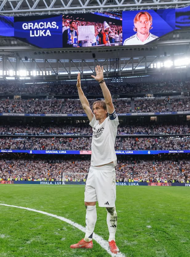Modric, merr ofertën e parë për të qëndruar në europë