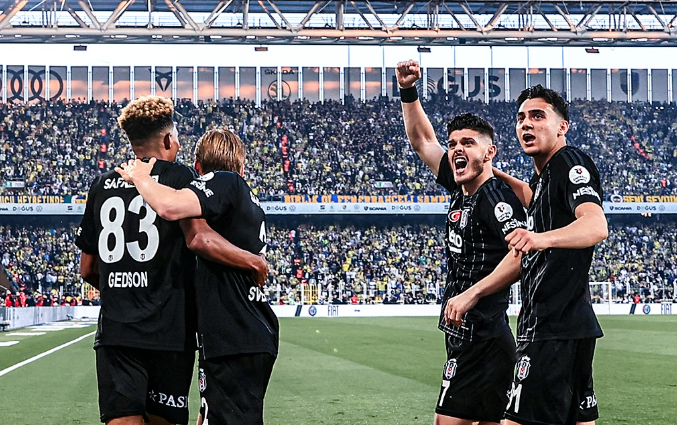 Beshiktash, fiton bindshëm shkëlqen Rashica