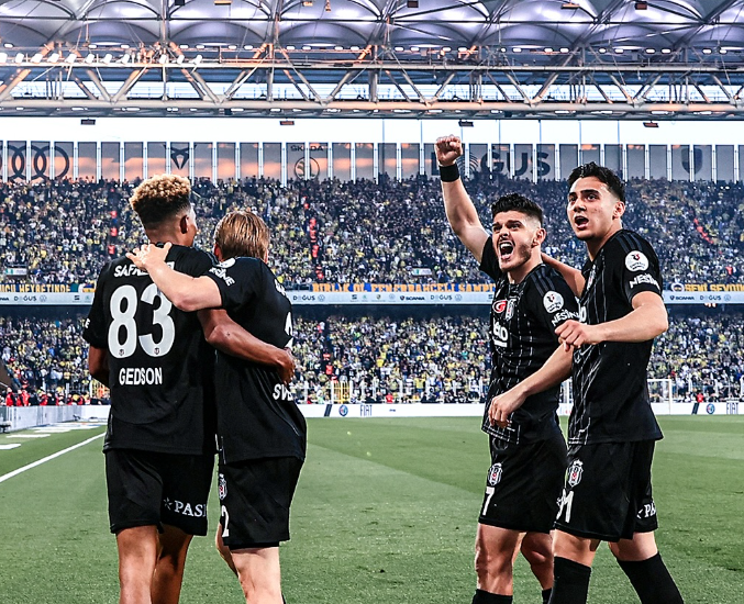 Beshiktash, fiton bindshëm shkëlqen Rashica