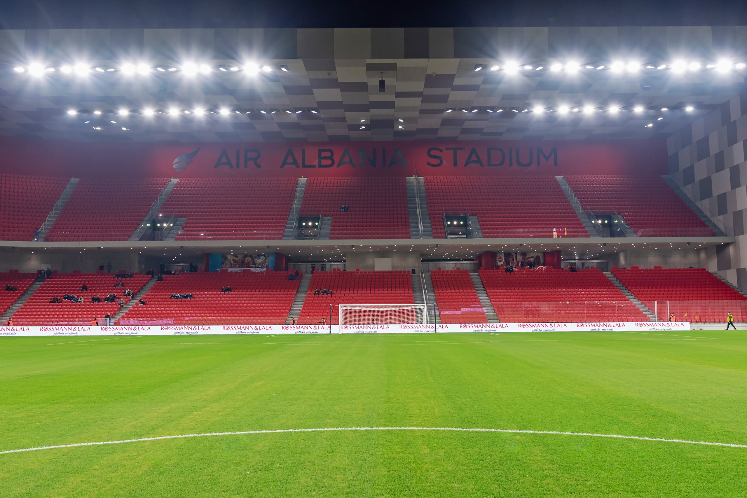 UEFA një artikull mbi shqiptarët pas Euro17