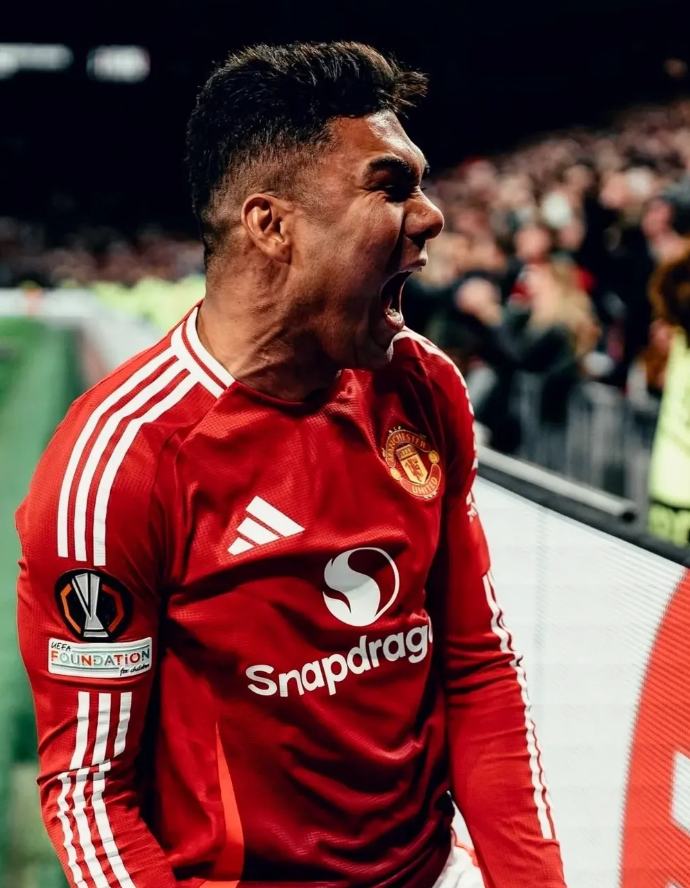 United, drejt finales mundësi për një super page, ja lojtari