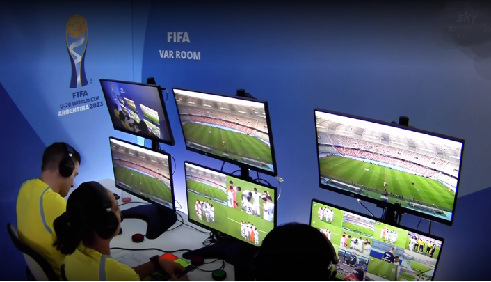 FIFA mendon për ndryshim në përdorimin e VAR
