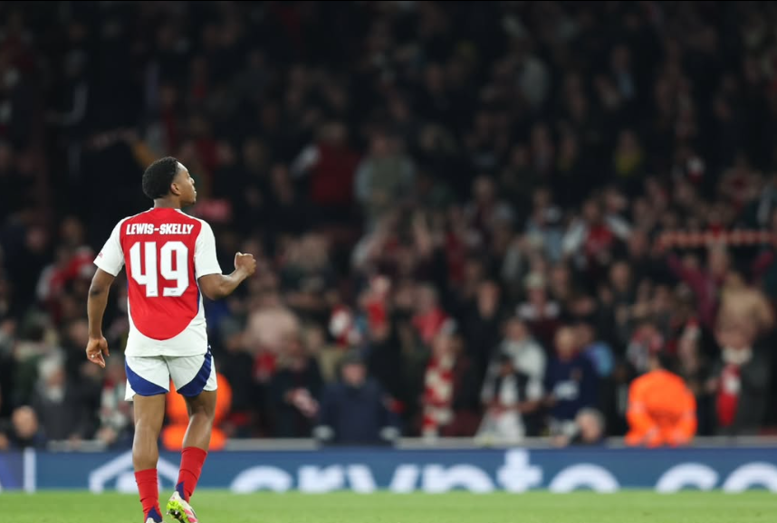 Real, në kërkim të dy yjeve nga Arsenal