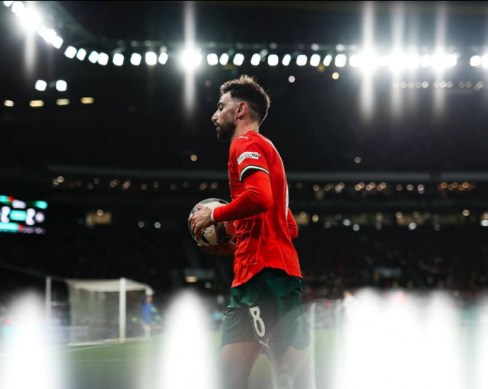 Amorim I vendosur, Fernandes qëndron në United
