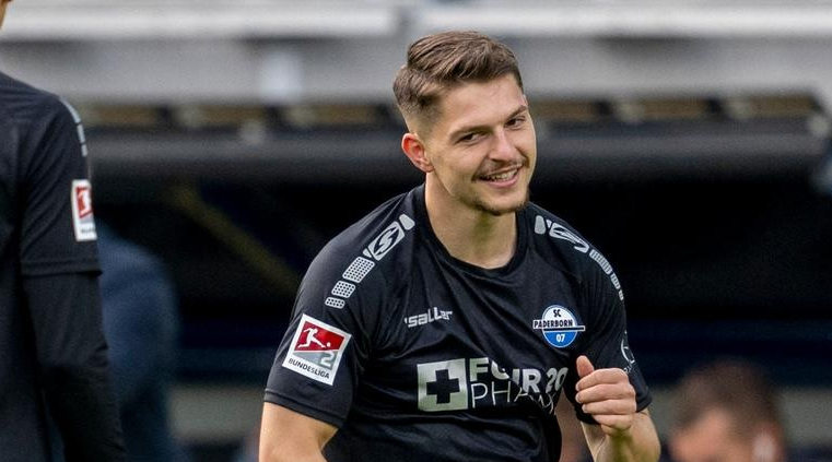 Florent Muslija synon të qëndrojë në Bundesligë
