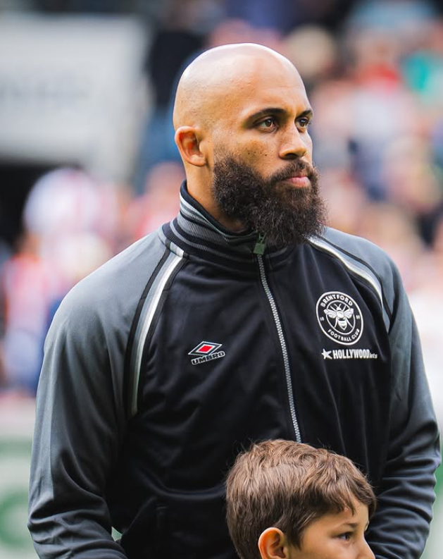 Mbuemon merr ofertën e parë nga Manchester United