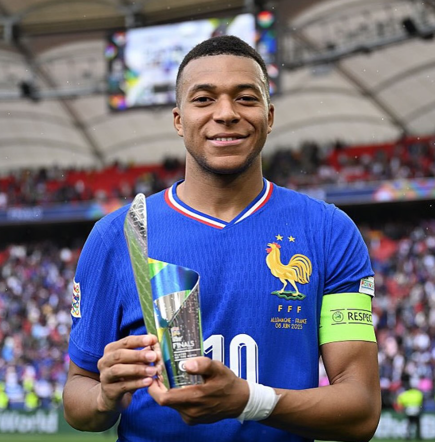 Mbappe, prapaskenat e mungesës së tij në kombëtare