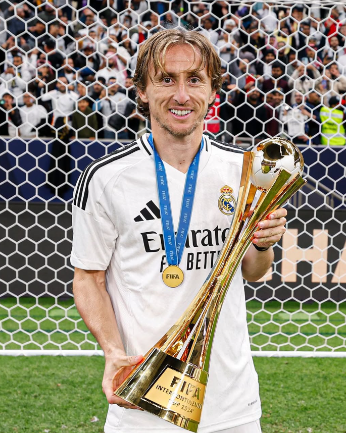 Igli Tare me sytë drejt Luka Modric, mundësi bashkimi