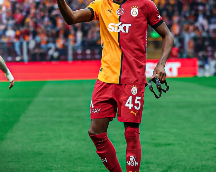 Osimhen një tjetër fazë bisedimesh me Juventus