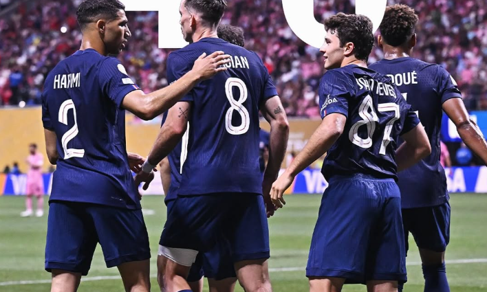 PSG shkëlqen përballë Messit, siguron fitoren