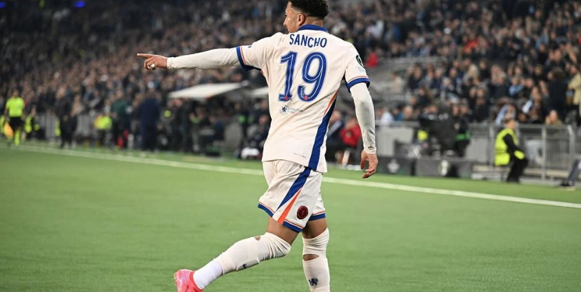 Mourinho, vlerëson kalimin e Sancho në ekip