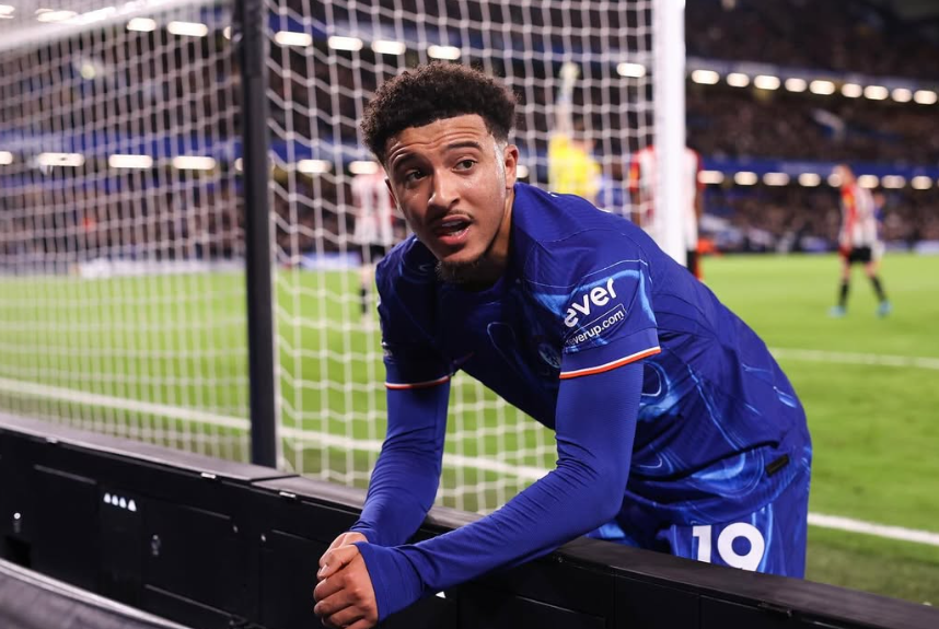 Mourinho, vlerëson kalimin e Sancho në ekip