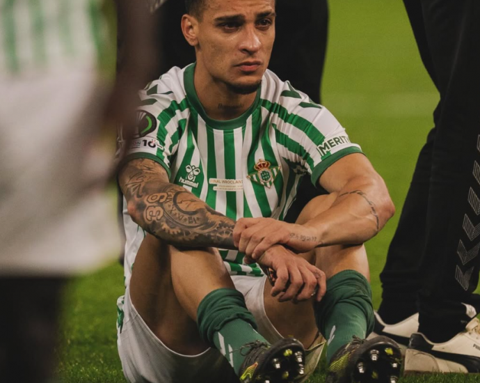 Antony, Real Betis nuk realizon dot afrimin e lojtarit, shkak shuma
