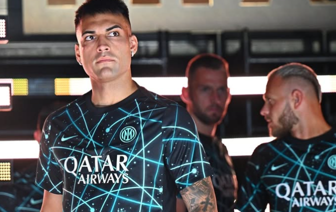 Chivu, i gatshëm të shuajë përcarjen në ekip