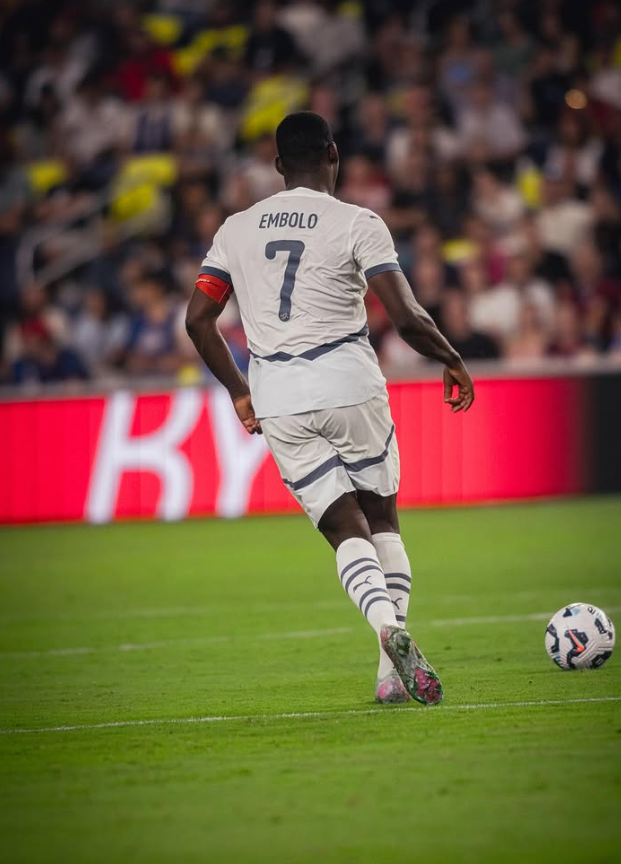 Embolo, sulmuesi që Milan është duke kërkuar për përforcim