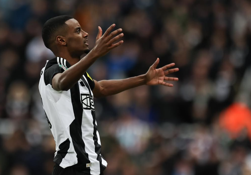 Isak, qëllimi i Liverpool për të sjellë një përforcim të duhur në ekip