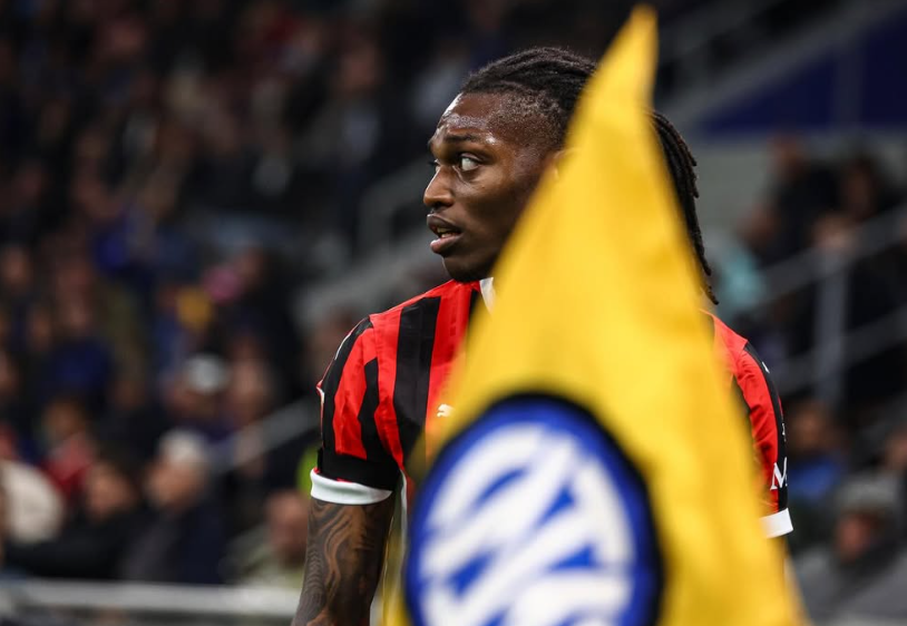 Milan, refuzon ofertën e PSG për yllin e tyre, Leao