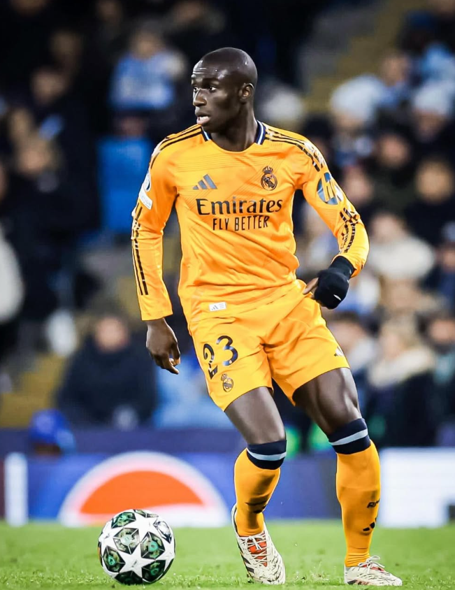 Mendy, emëri i cili përfshihet në largimet nga Madrid
