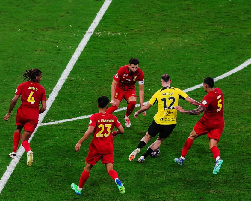Tundimi Arab për një futboll më pak cilësor