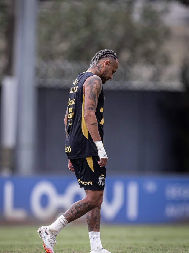 Neymar, ndikues në fitoren e Santos, hap më afër kryesimit