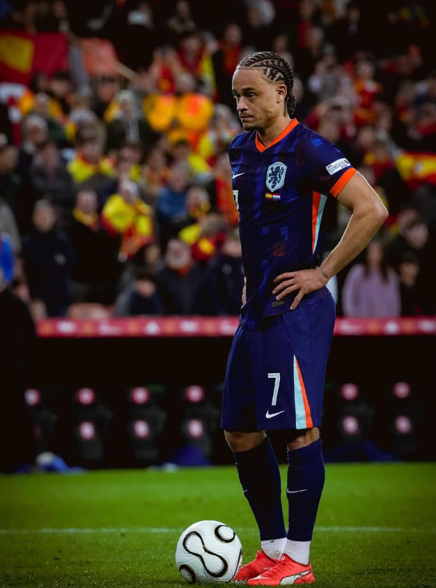 Inter, mundësia për të marrë shërbimin e Xavi Simons