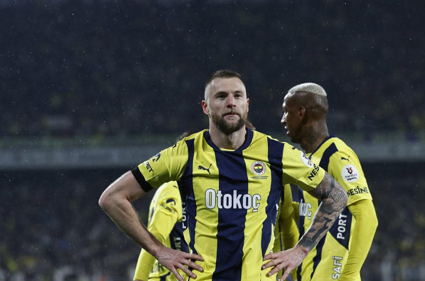 Skriniar përfundimisht vendoset në Fenerbhace