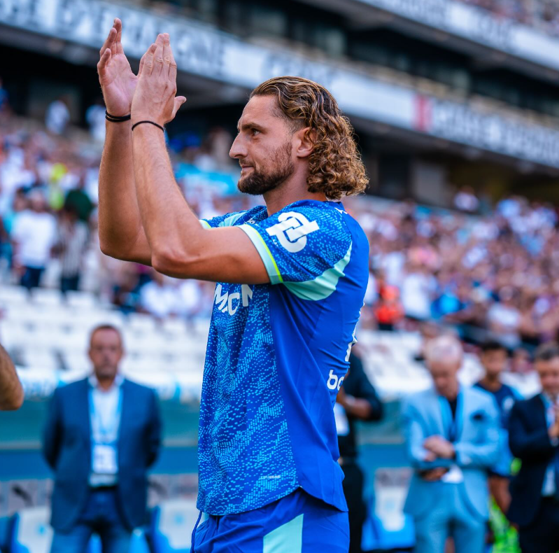 Allegri dhe dëshira e tij për dy përforcime, financa problem