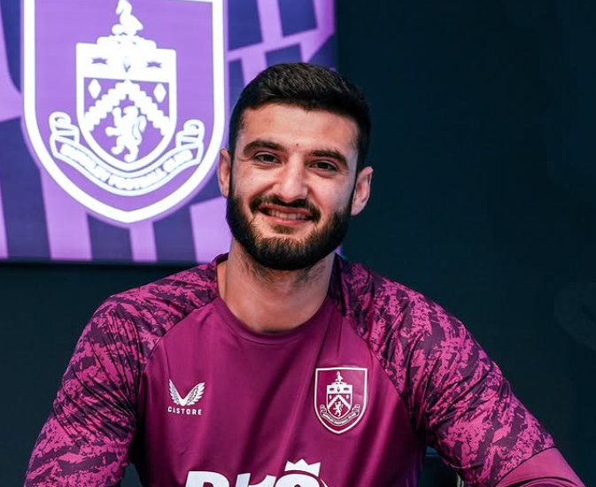 Armando Broja zyrtarisht lojtar I Burnleyt