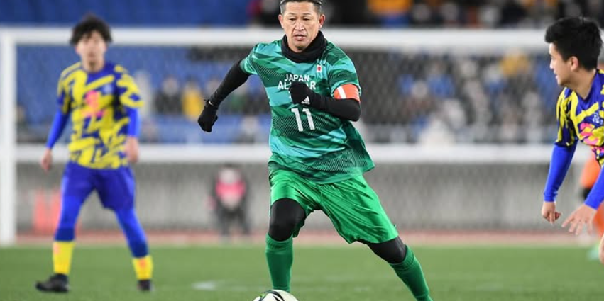 Një futbollist që luan në moshën 58 vjecare