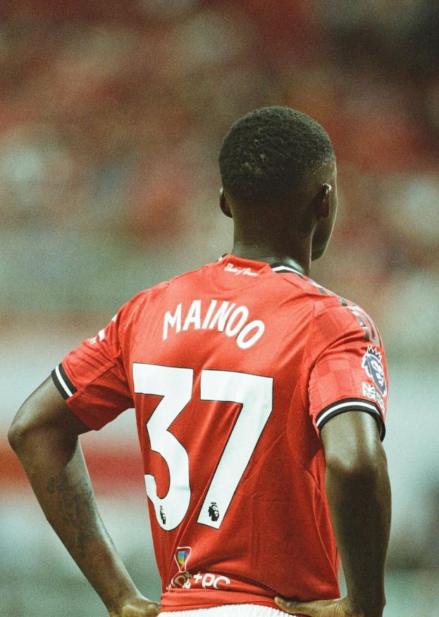 Manchester United I gatshëm për shitjen e Mainoon