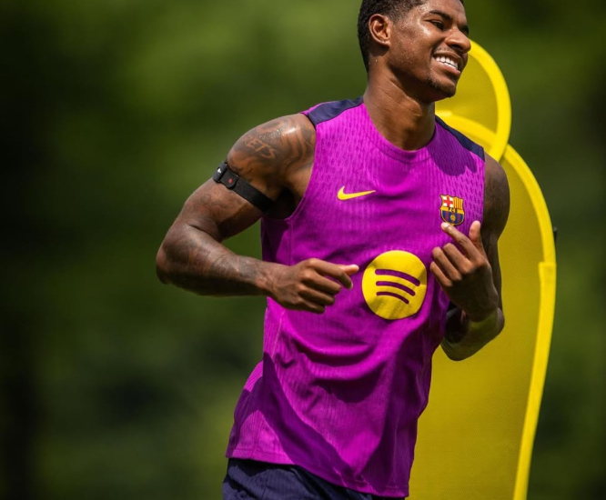 Gara e Barcelonës për të regjistruar lojtarët