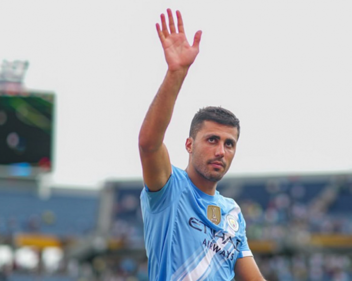 Rodri me një kontratë të re nga Manchester City