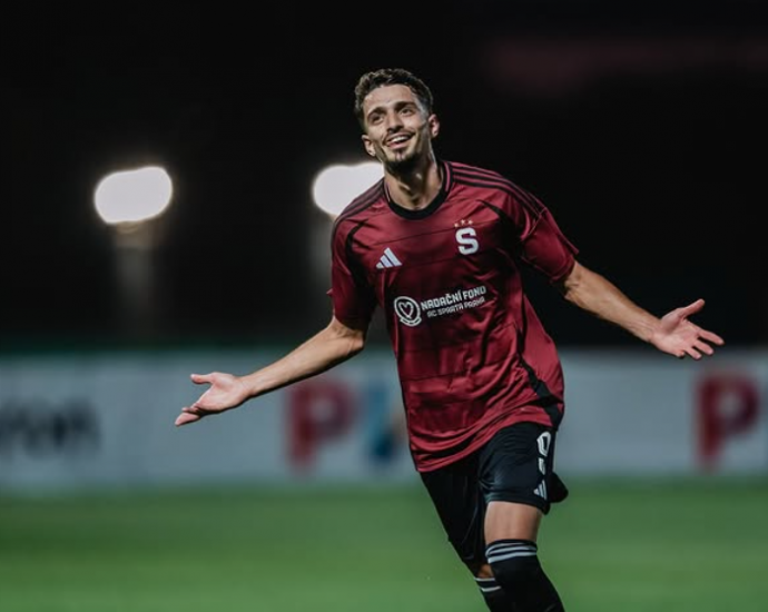 Albion Rrahmani vendoset mes më të mirëve në formacionin e Javës