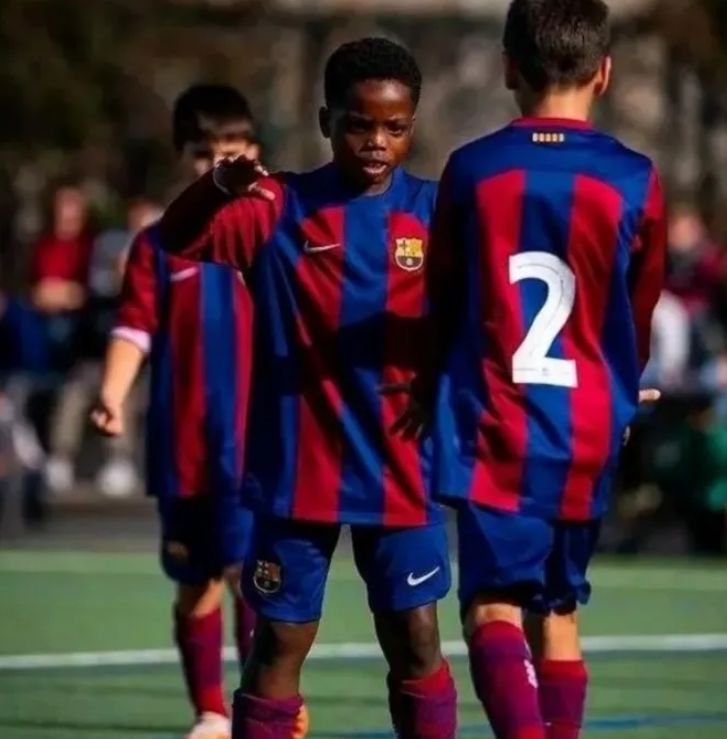 Barcelona, zbulon “Yamalin” e rri shënoi 100 gola në 27 ndeshje