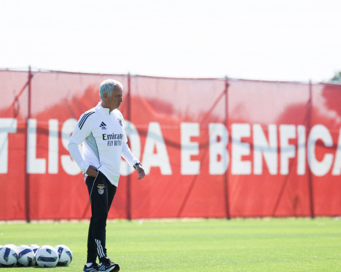 Mourinho akuza VAR pas barazimit të parë të Benficës