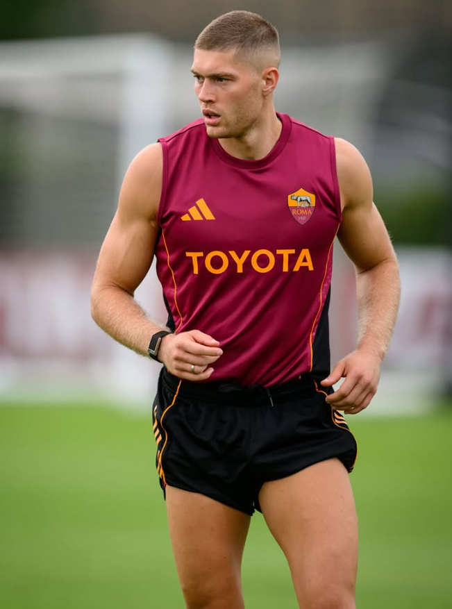 Një mundësi transferimi vjen nga Roma dhe Milan