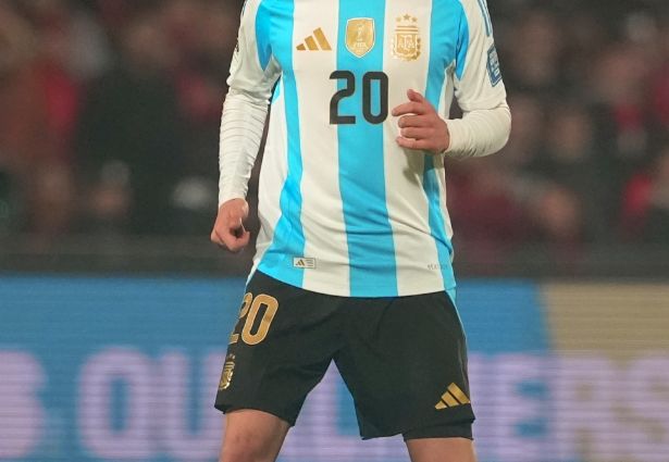 Rekordi i Maradonës thyhet nga 18 vjecari, Mastantuono