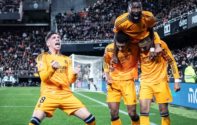 United, ofron 50 milion euro dhe yllin e ekipit për lojtarin e Real