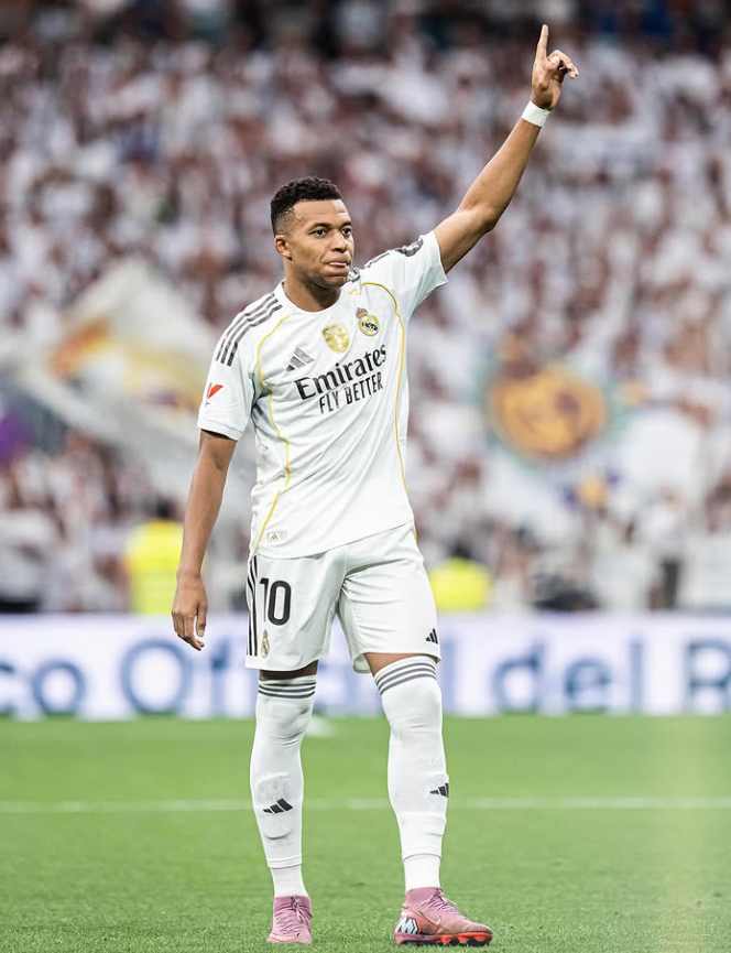 Alaba, vlerëson Mbappe si lojtarin më të mirë në botë