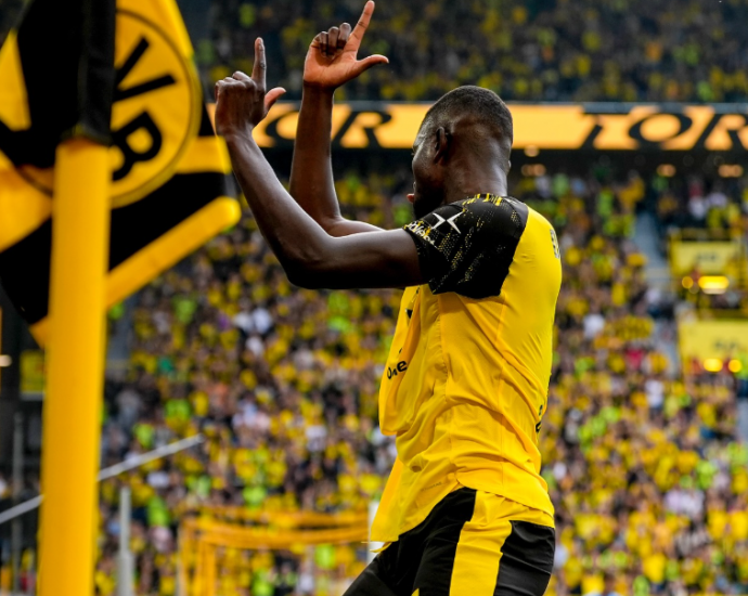 Manchester City me një kërkesë për sulmuesin e Bundesligës