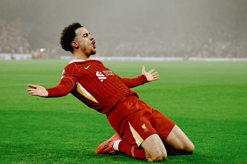 122 pasime në një ndeshje, ylli i Liverpool vendos rekord