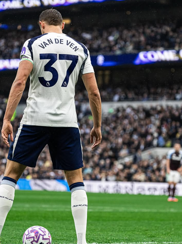 Transferimi I Mickey van de Ven, prioritet I Real Madrid