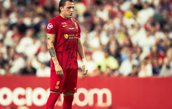 Manchester United sjell ofertën 70 milion euro për sulmuesin