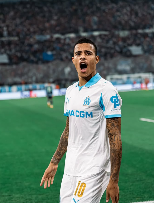 Greenwood drejt rikthimit, dy klube pas tij