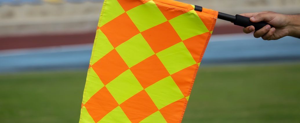 IFAB, paralajmëron ndryshime sa I përket pozicionit jashtë loje